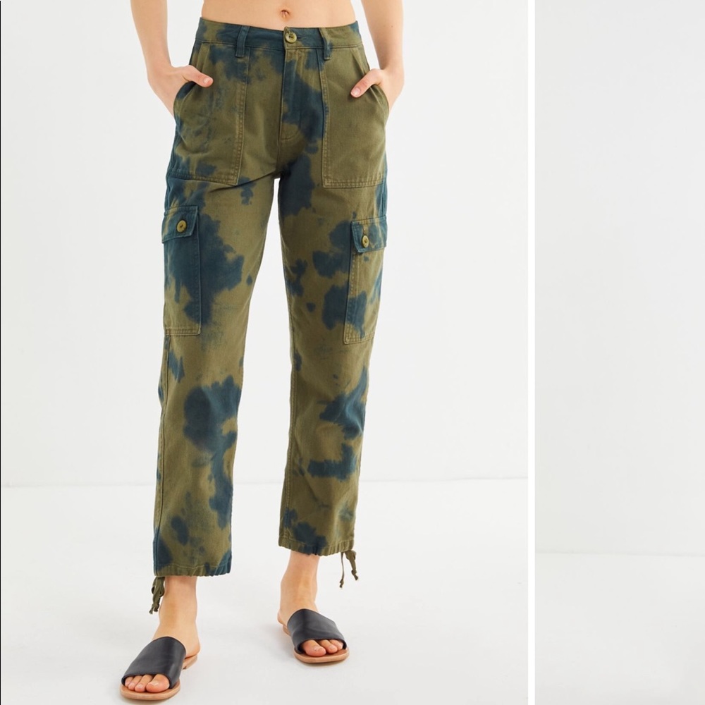BDG Tie-Dye High-Rise Carpenter Jean